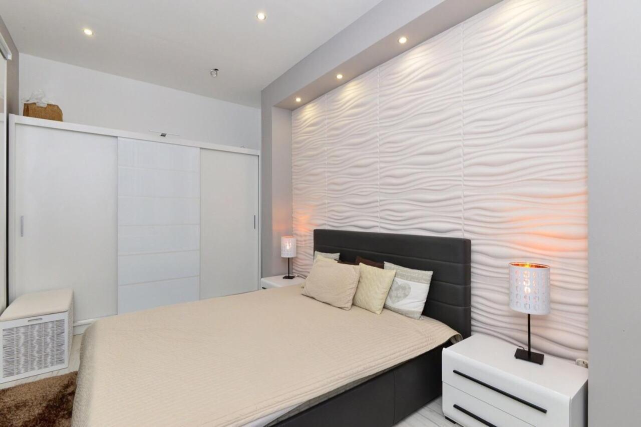 Grey Comfort 2br Near Keleti * Budapest